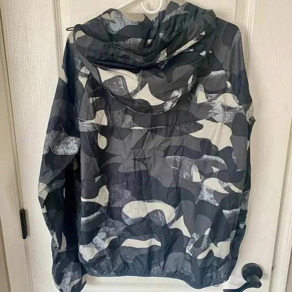 Nike Track & Field Windrunner Camo Mens XL Windbreaker Lightweight Packable - Picture 2 of 7